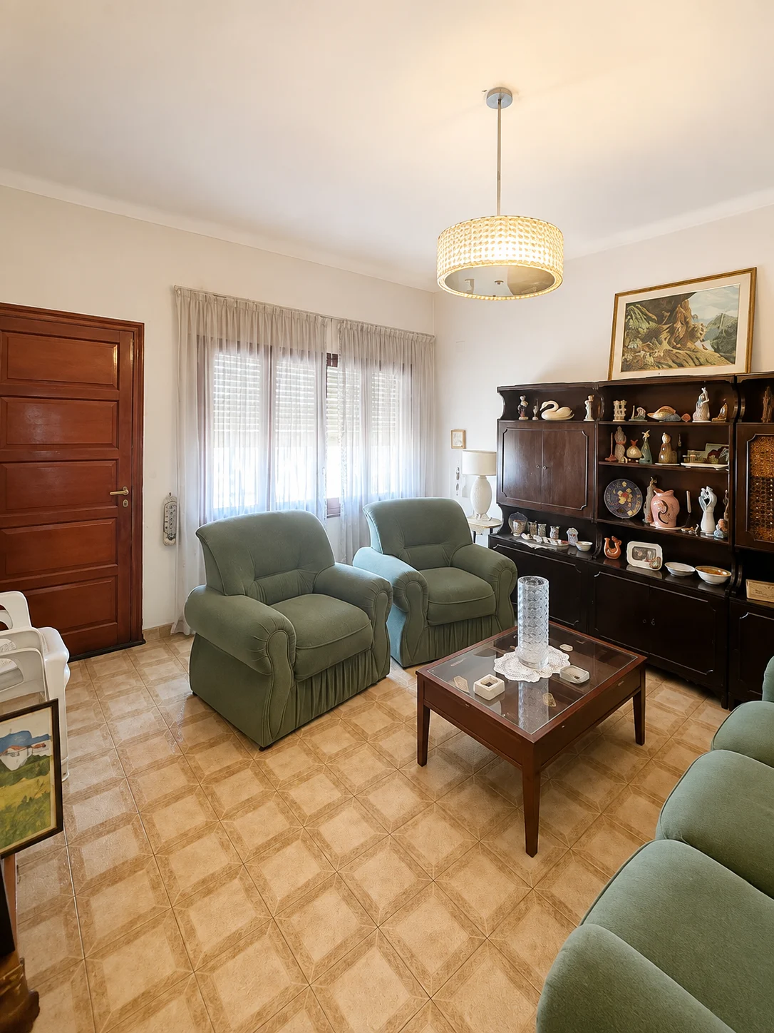 Departamento céntrico a metros de av. Hipólito Yrigoyen